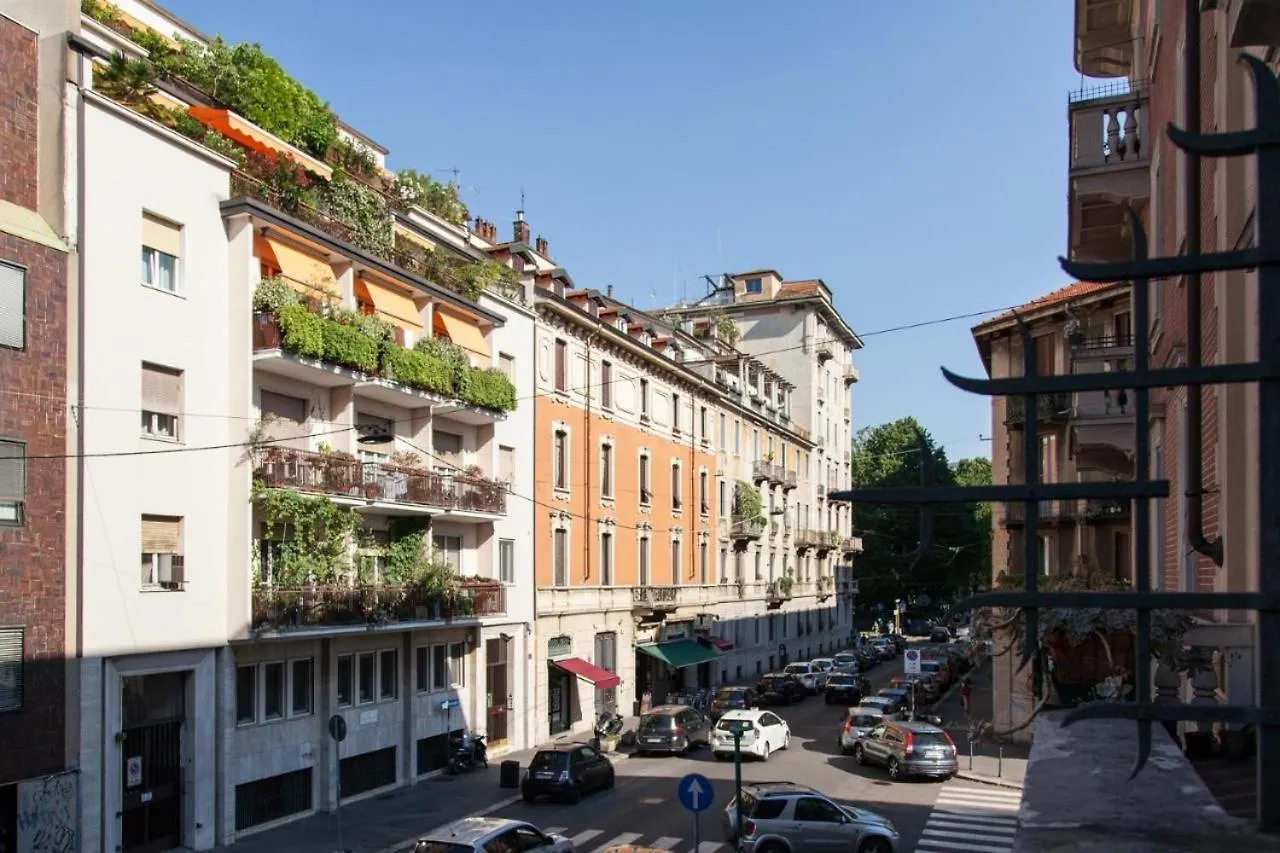 2 Bagni E Suite - House Of Art Center Milan